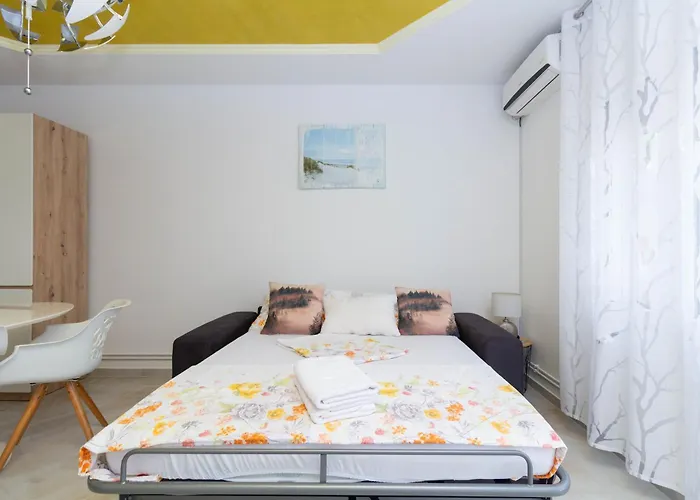 Apartments Silver