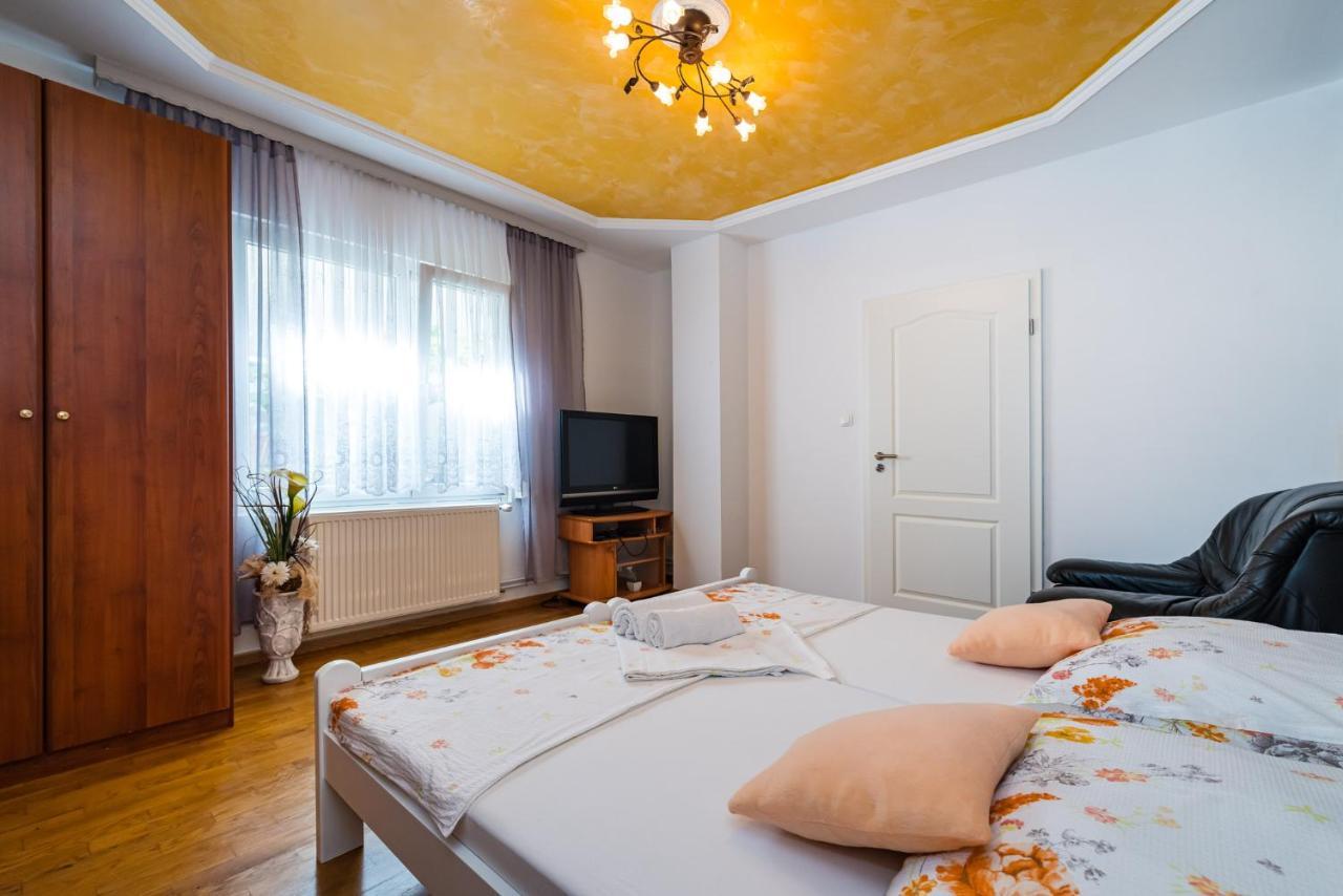Apartment Silver *